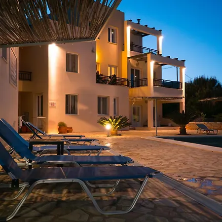 & Studios, Xifoupolis Aparthotel