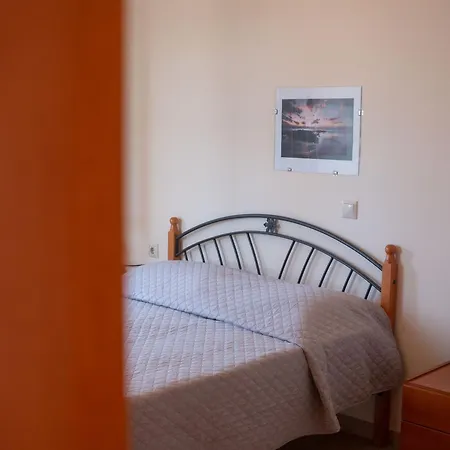 & Studios, Xifoupolis Aparthotel 4*