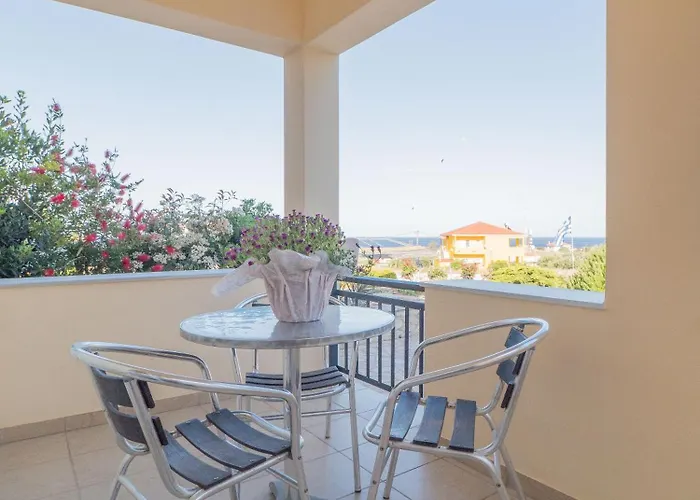 & Studios, Xifoupolis Monemvasía