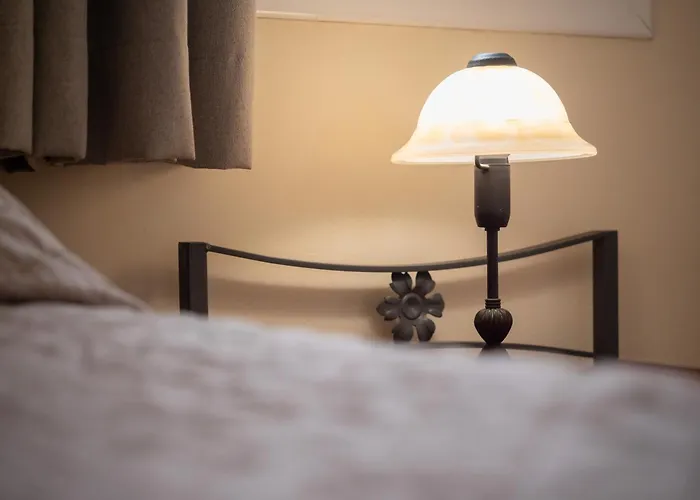 & Studios, Xifoupolis 4*