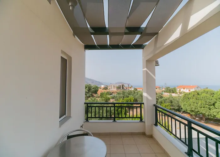 & Studios, Xifoupolis 4*