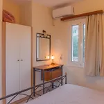 & Studios, Xifoupolis 4*