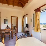 Apart-hotel & Studios, Xifoupolis 4*