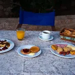 Lejlighedshotel & Studios, Xifoupolis