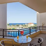 & Studios, Xifoupolis Aparthotel 4*