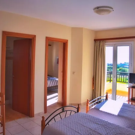 Aparthotel & Studios, Xifoupolis 2*