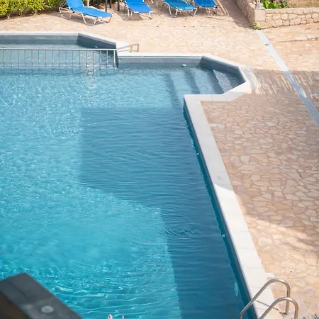 & Studios, Xifoupolis Aparthotel 4*
