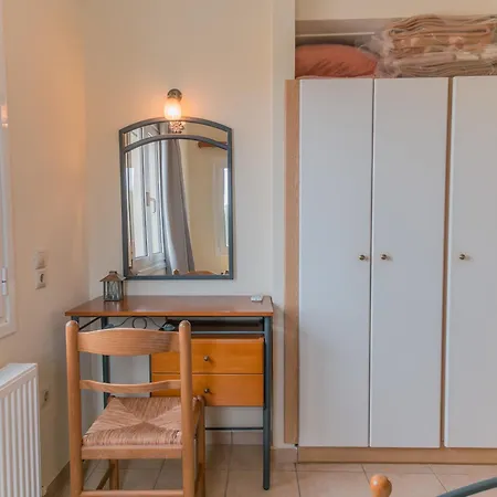 & Studios, Xifoupolis Aparthotel Monemvasia