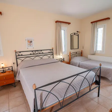 & Studios, Xifoupolis Aparthotel Monemvasia