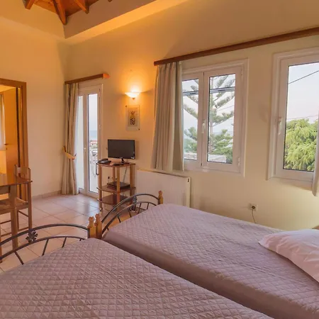 Aparthotel & Studios, Xifoupolis 2*