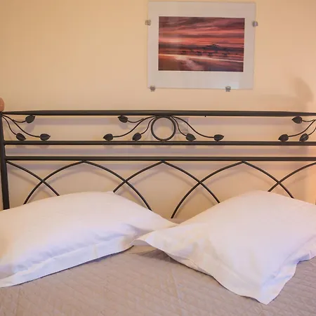 & Studios, Xifoupolis Lejlighedshotel Monemvasía