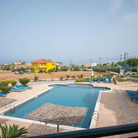 Hotel&studios, Xifoupolis