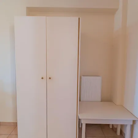 & Studios, Xifoupolis Lejlighedshotel Monemvasía