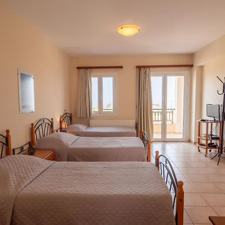 Lejlighedshotel & Studios, Xifoupolis 4*