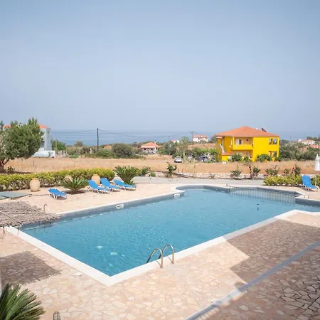 & Studios, Xifoupolis Monemvasía