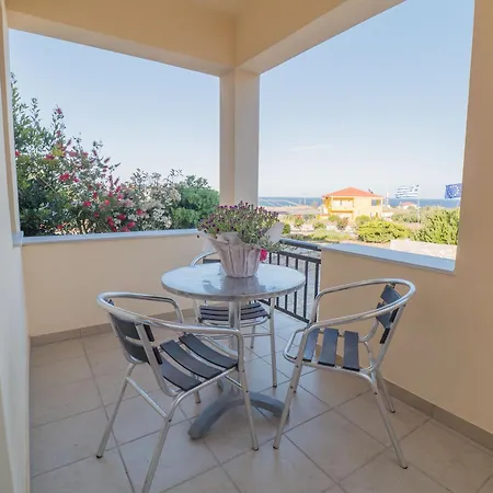 Appart hôtel & Studios, Xifoupolis 4*