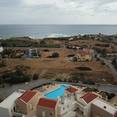 & Studios, Xifoupolis Lejlighedshotel