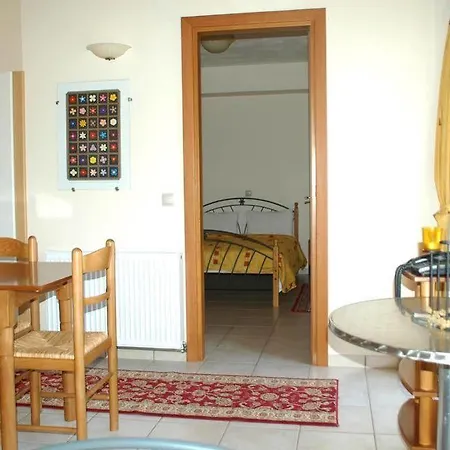 Hotel&studios, Xifoupolis