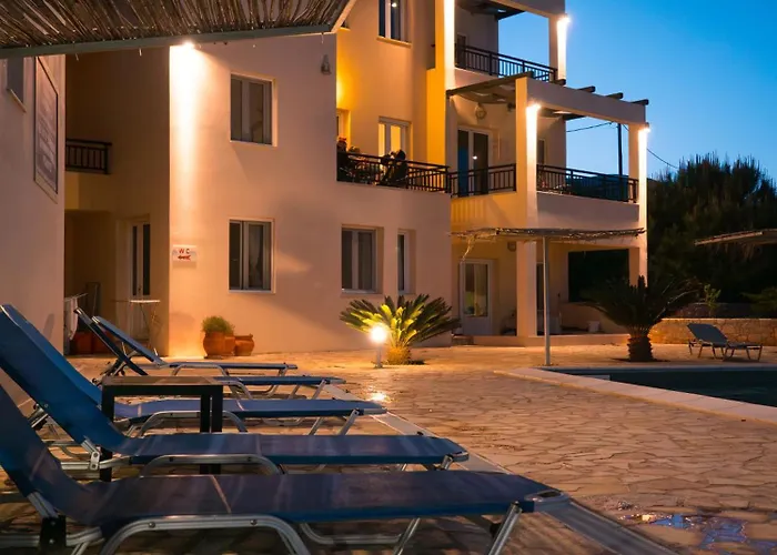 & Studios, Xifoupolis Appart hôtel