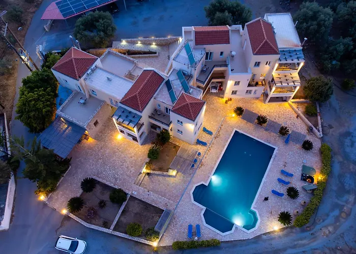 & Studios, Xifoupolis Monemvasia