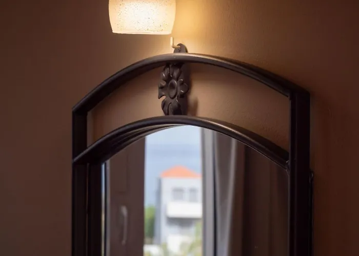 & Studios, Xifoupolis Aparthotel Monemvasía