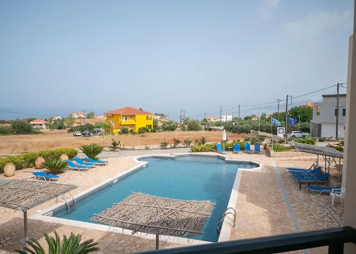 & Studios, Xifoupolis