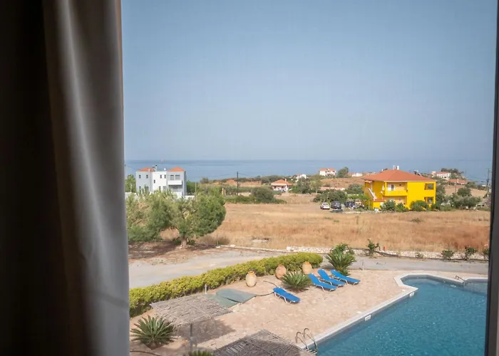 & Studios, Xifoupolis Aparthotel Monemvasía