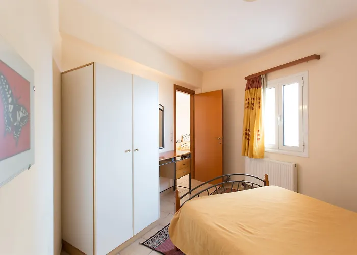 & Studios, Xifoupolis Aparthotel Monemvasía