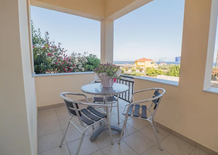 Appart hôtel & Studios, Xifoupolis 4*